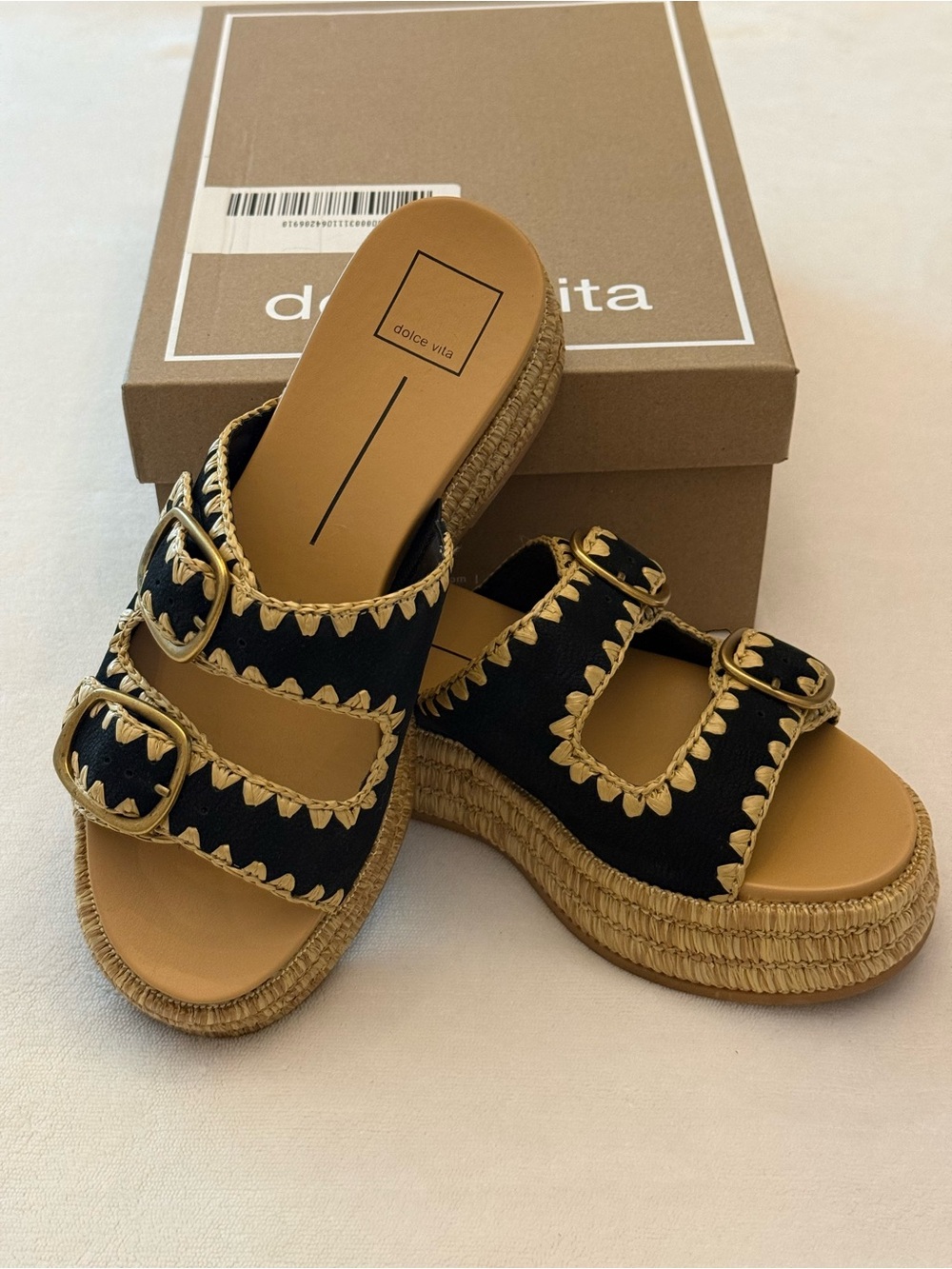 Dolce Vita | Onyx Nubuck Wanika Shoes